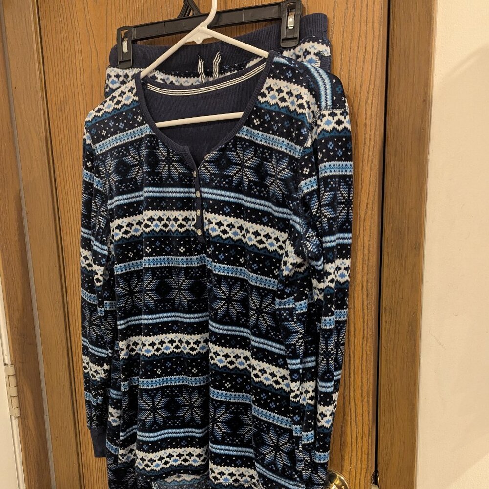 Nautica 2 Piece Fleece Sleepwear Long Sleeve and Pants Set Blue Snowflake Soft-L